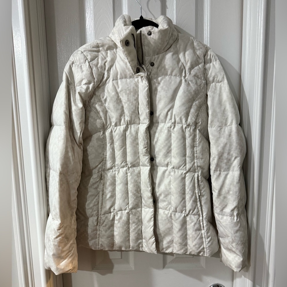 Eddie Bauer Women's White and Silver Patterned Quilted Jacket. Size small.